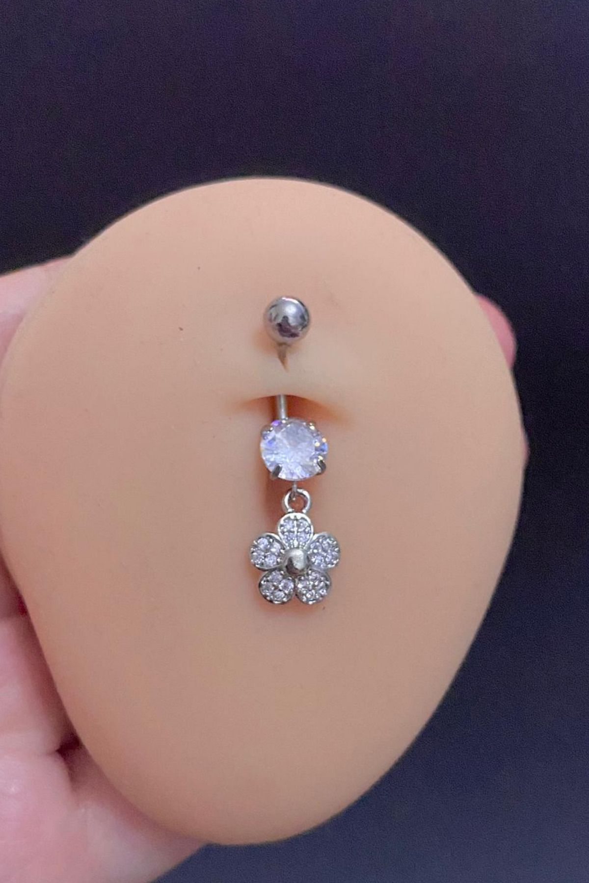 Blisse Piercing Kadın Gümüş Sallantılı Zirkon Taşlı Çiçek Figürlü Çelik Göbek Piercing