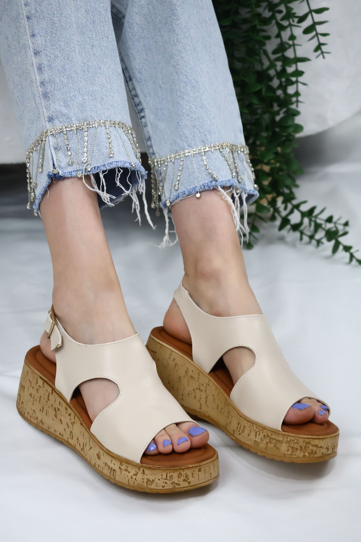 asmi shoes Bej Mantar Taban Ortopedik Sandelet