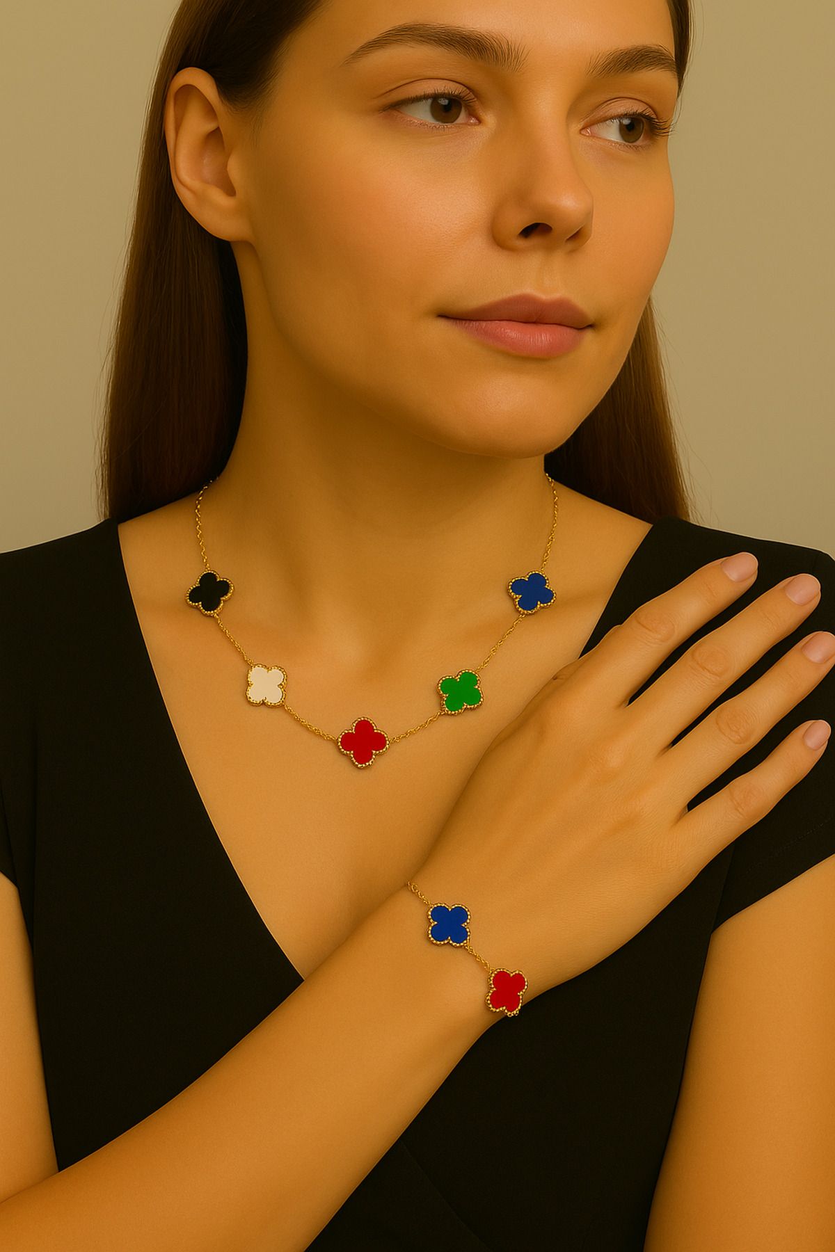 AYZENA Van Cleef Yonca Gold Model 4 Renkli Çelik Materyal Bileklik / Kolye Takım / Kararma Gerçekleşmez