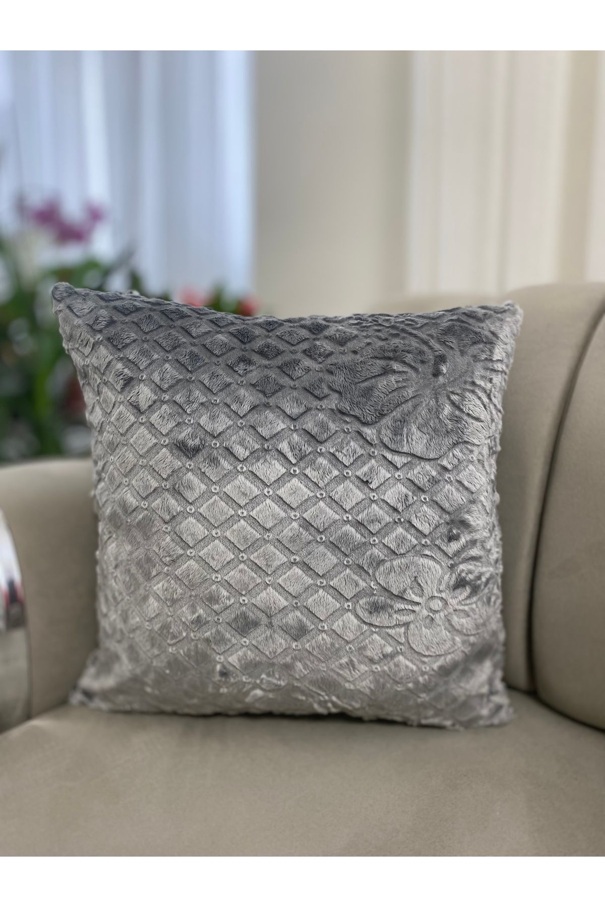 Parla Life Gri Renk Peluş Yumuşacık Kırlent Kılıfı 40x40 cm