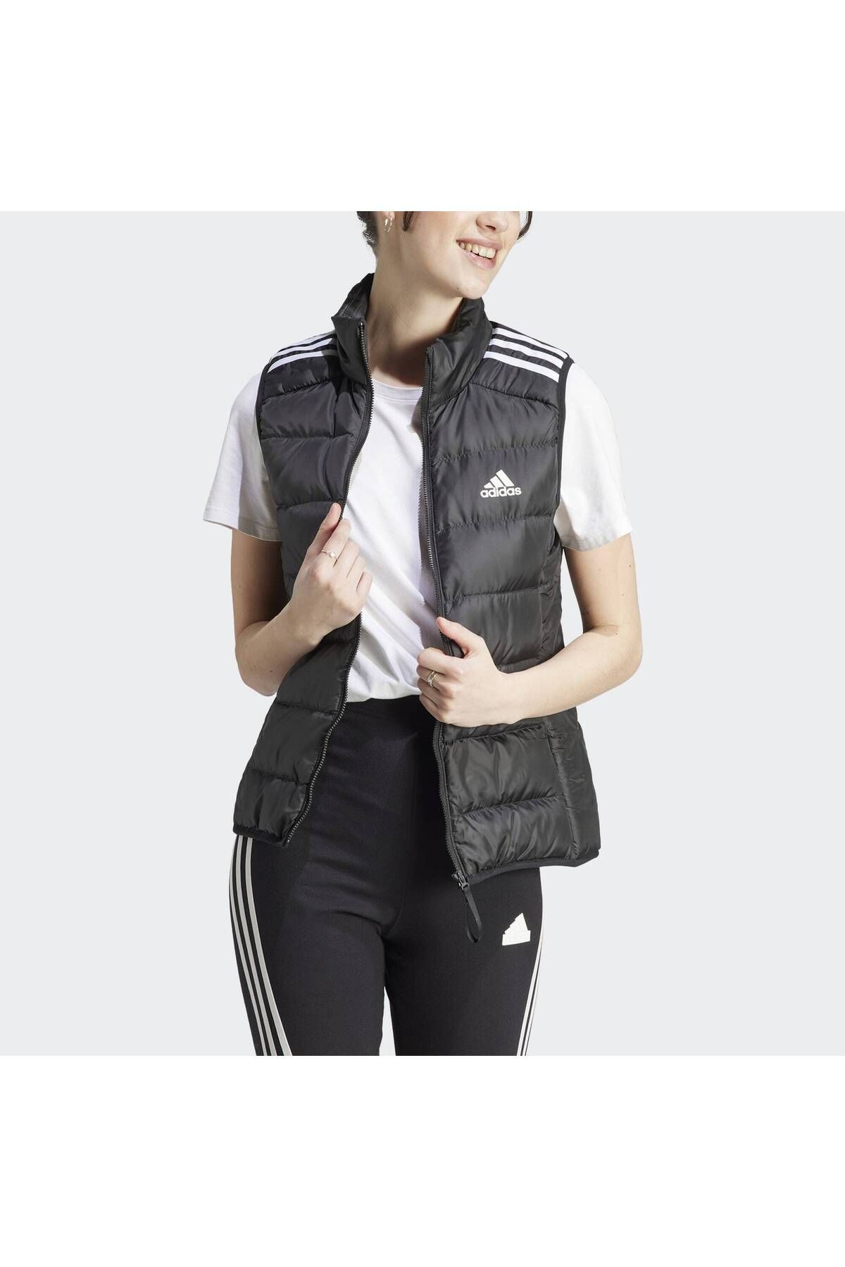 adidas-Vestă ușoară cu 3 dungi Essentials 1