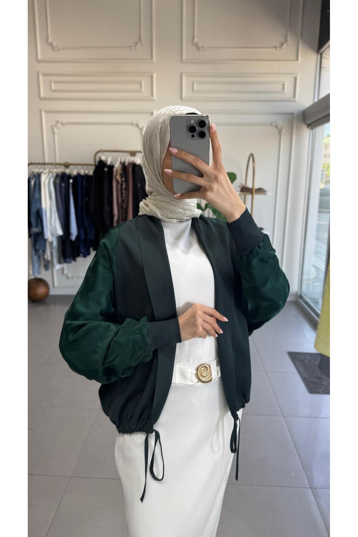 Ghisa KENDİNDEN DESENLİ ETEK ÜSTÜ HIRKA