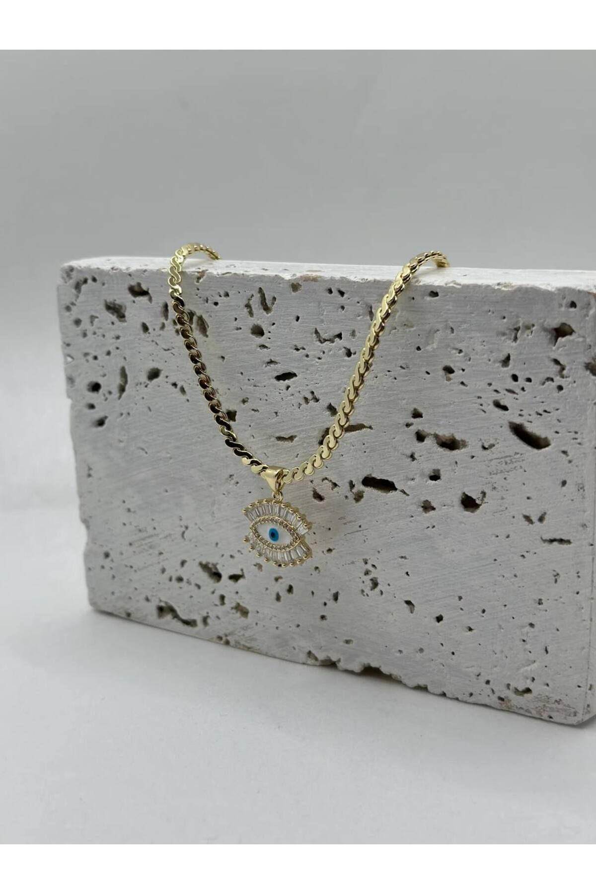 lysiaaccessory Gold Burma Zincir Baget Zirkon Taşlı Göz Charmlı Kolye