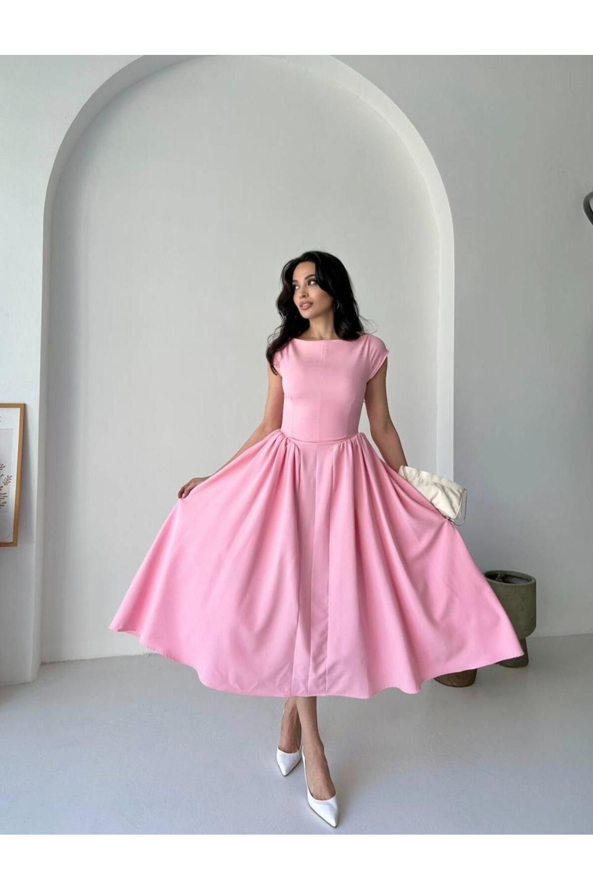 Zem BEL BÜZGÜLÜ SIRT DETAYLI TÜLLÜ ELBİSE PEMBE