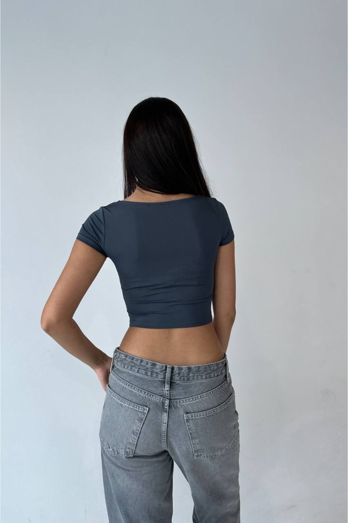 Sudelim butik Kare yaka önü büzgülü kısa kollu crop bluz