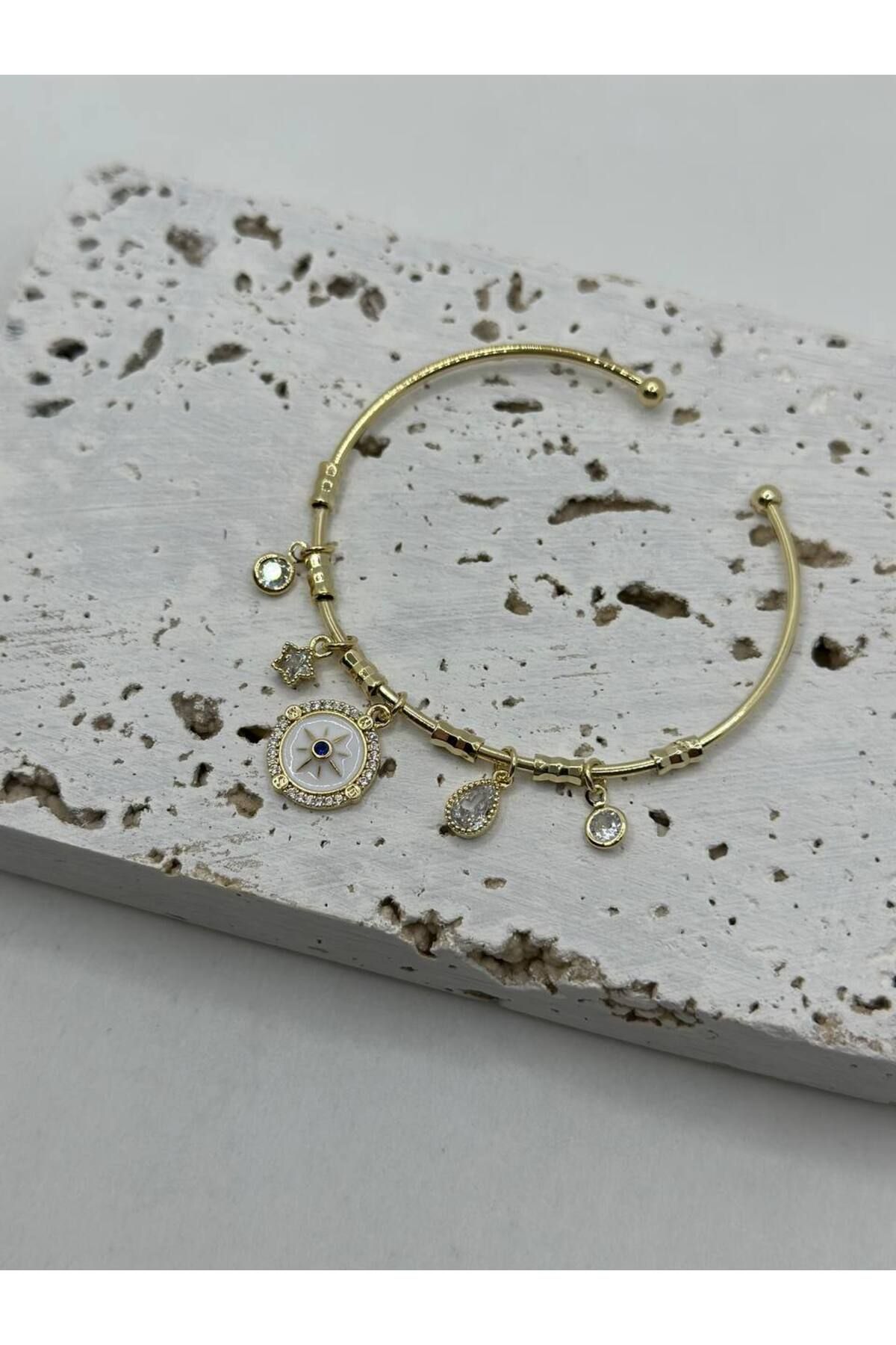 lysiaaccessory Zirkon Taşlı Kutup Yıldız Detaylı Çoklu Charm Bileklik