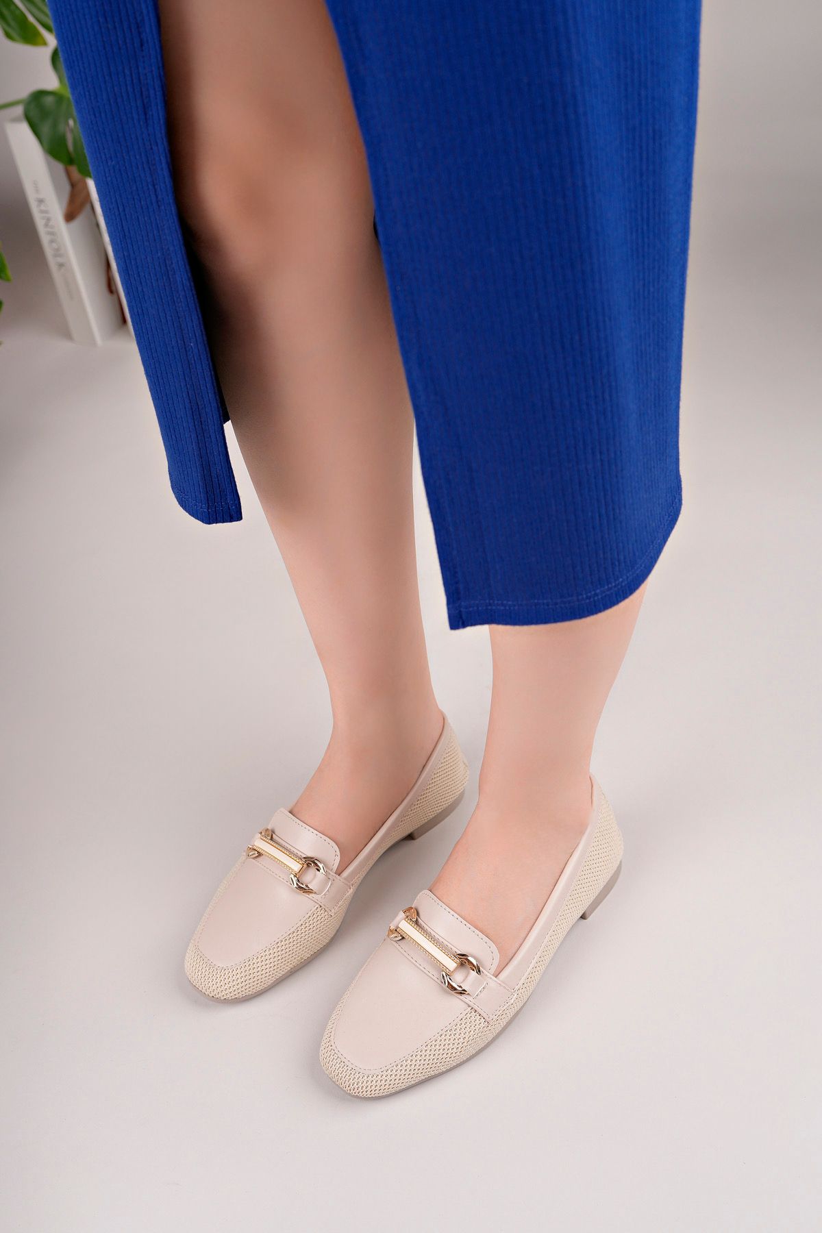 SİLVER MODA Düz Toka Baskılı Babet
