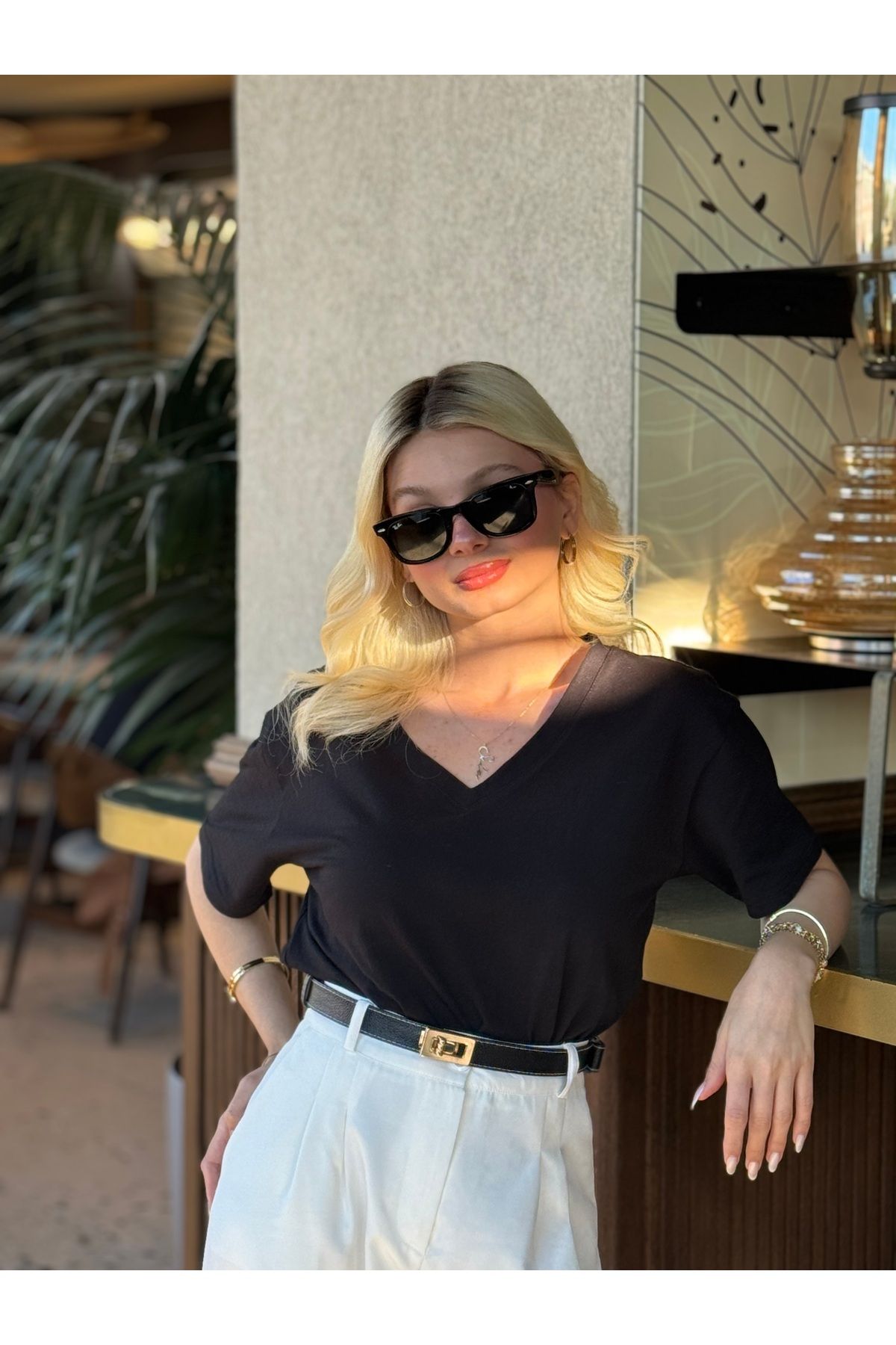 FHELIA Kadın Ekru %100 Organik Pamuklu Kompakt Nefes Alan Kumaş V Yaka Oversize Basic T-shirt