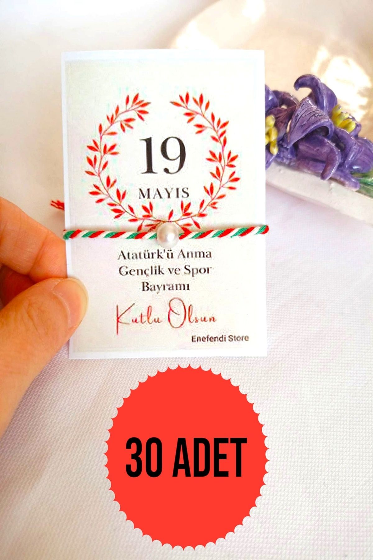 ENEFENDİ 30 ADET İNCİLİ MARTENİÇKA 19 MAYIS TEBRİK KARTLI BİLEKLİK HEDİYE BAHAR BİLEKLİĞİ KIRMIZI YEŞİL BEYAZ