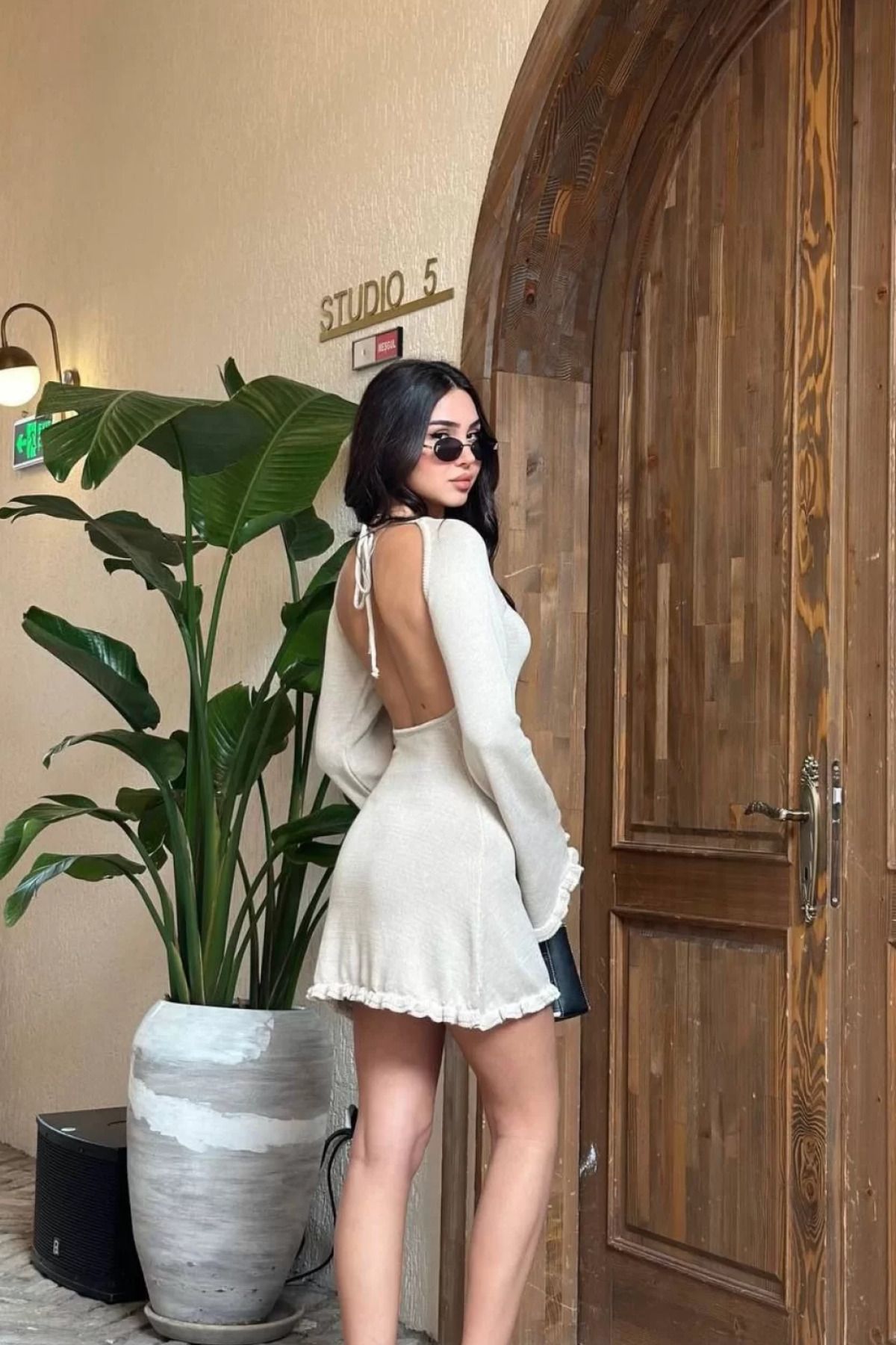 İndigo Park Sırt Pencereli Mini Triko Elbise - Beyaz-Bordo-Siyah Seçenekleriyle