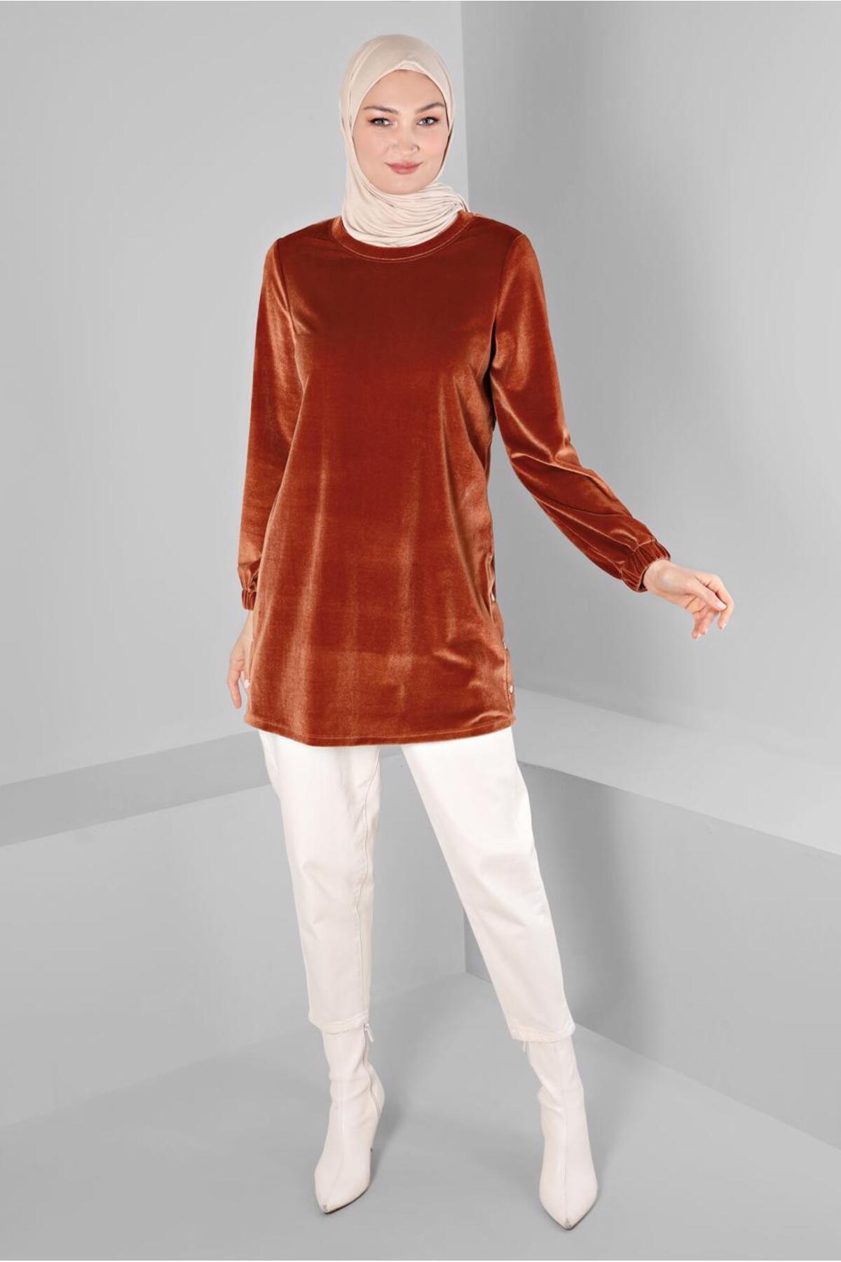 آلوینا تونیک مخمل با آستین کشی ۴۳۴۴۷ آلوینا تونیک مخمل با آستین کشی ۴۳۴۴۷