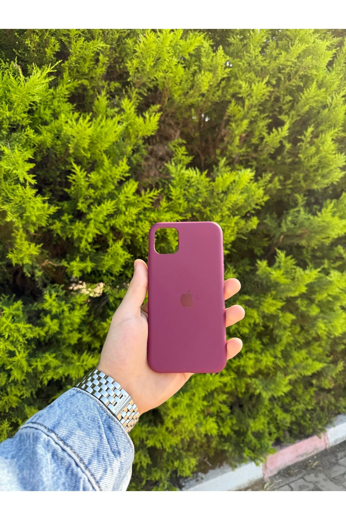 Thelioncase Apple iPhone 11 Lansman Uyumlu İçi Kadife Silikon Kılıf - Bordo