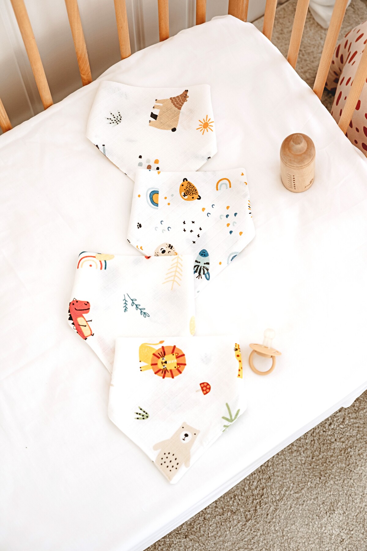 ESTİ Baby 4 Adet Müslin Çift Çıtçıtlı %100 Pamuk Bebek Mama / Salya Önlüğü, Fular, Yakalık fotoğrafı 3 (önizleme)