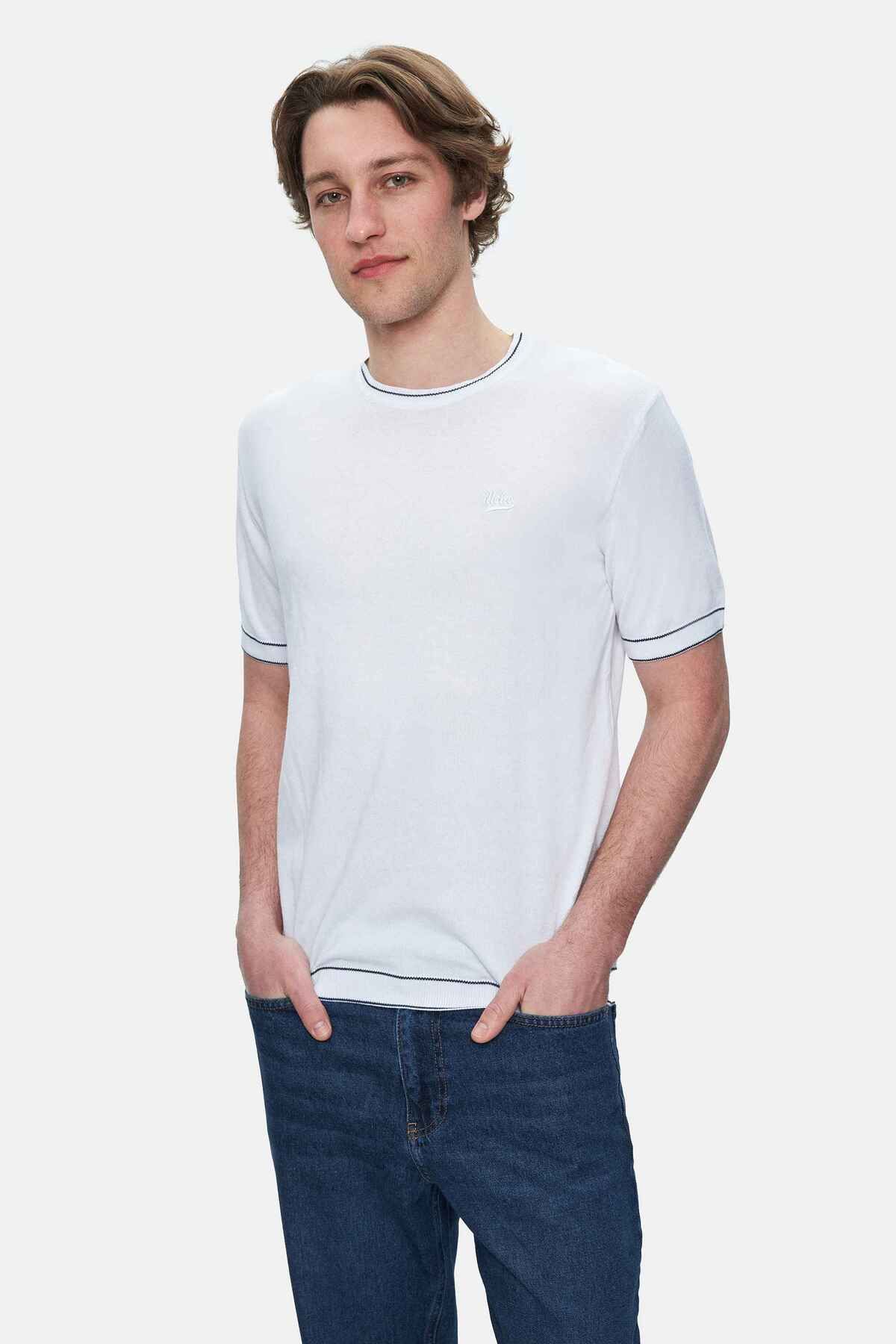 UCLA FARED Beyaz Bisiklet Yaka Triko Nakışlı Standard Fit Erkek Tshirt