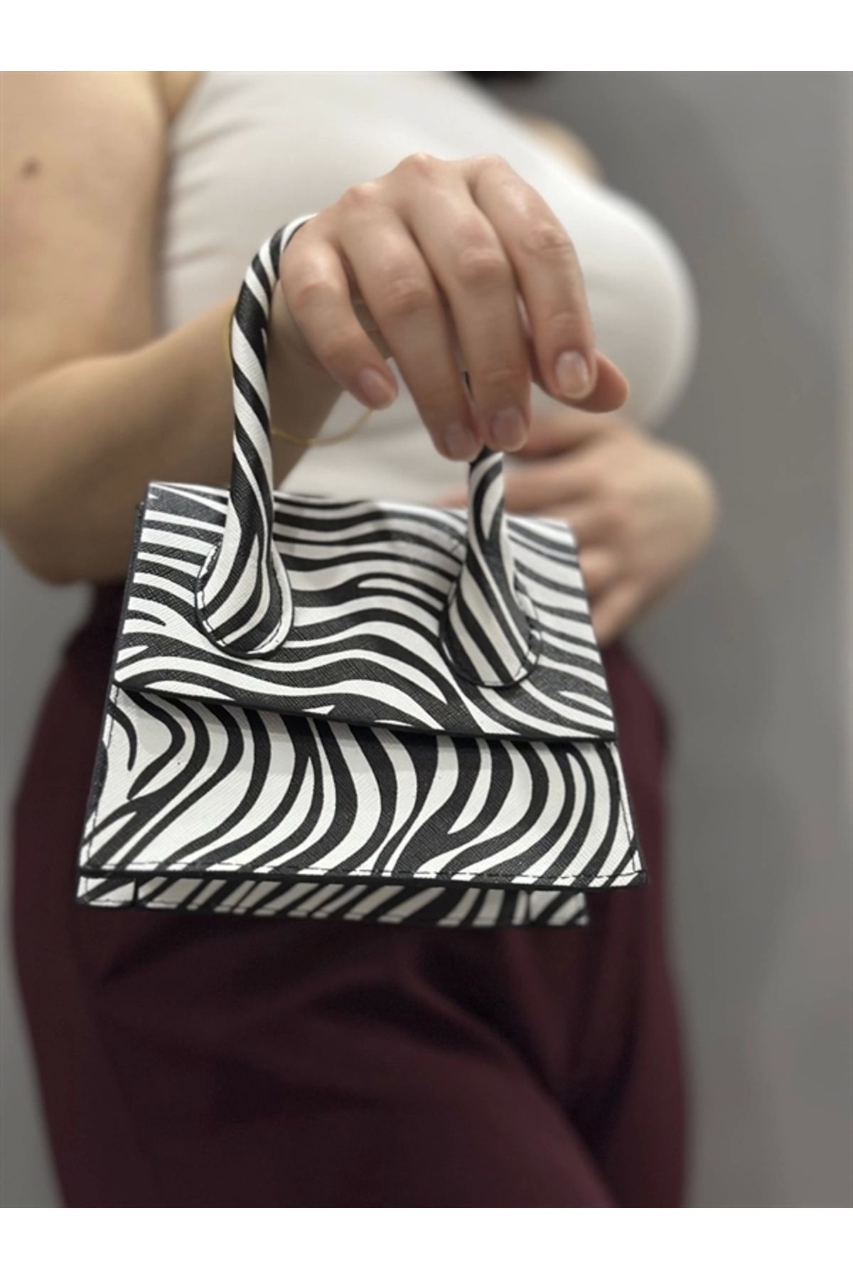 FASHIONLINE luxe siyahbeyaz cilt çanta
