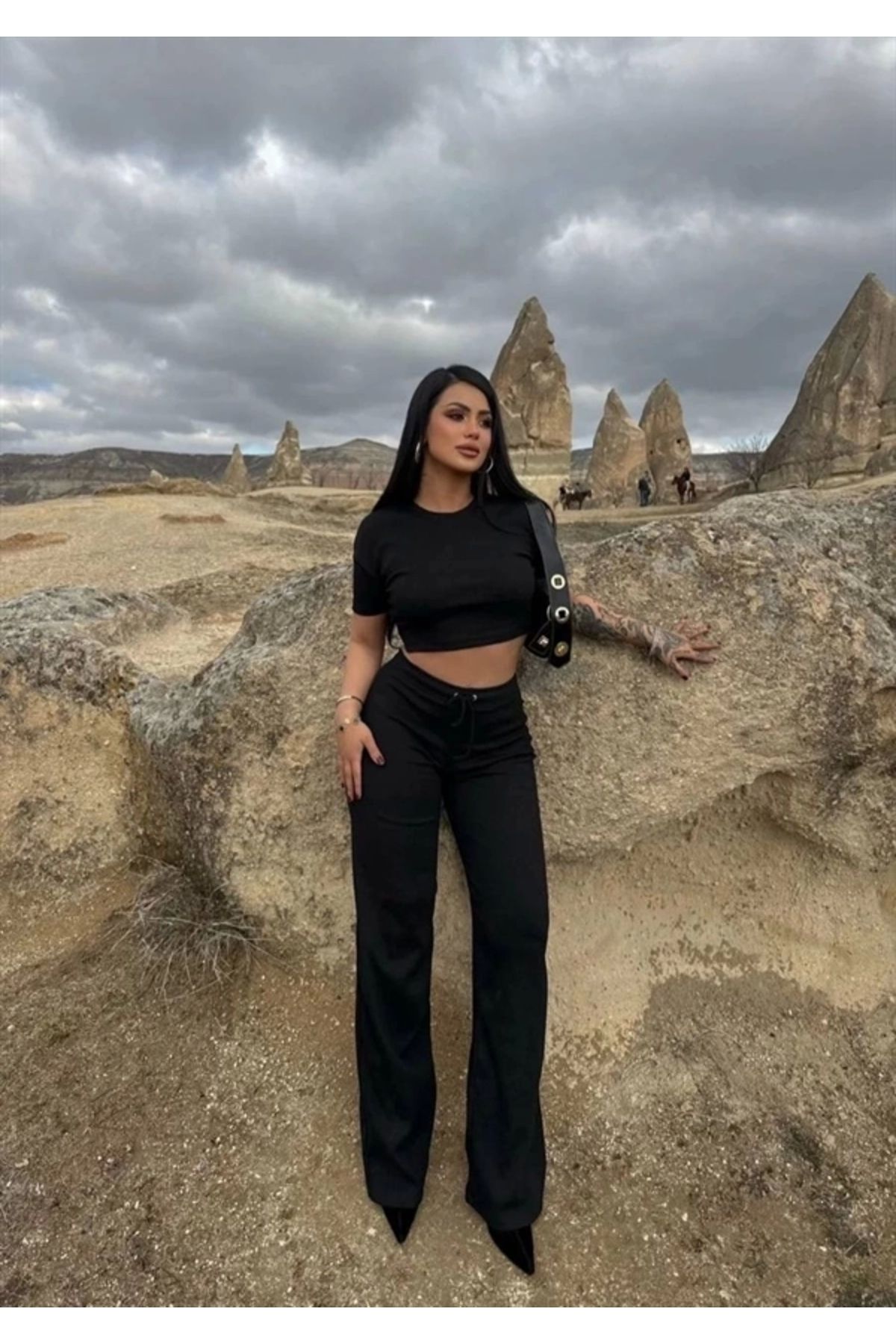 FASHIONLINE Bol paça pantolonlu alt üst takım