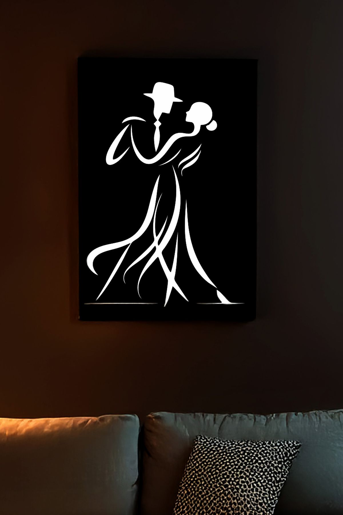 Angels Passion Reflektörlü Vals/Tango Yapan Çift Figürlü Siyah Deri Zeminli Modern Tablo