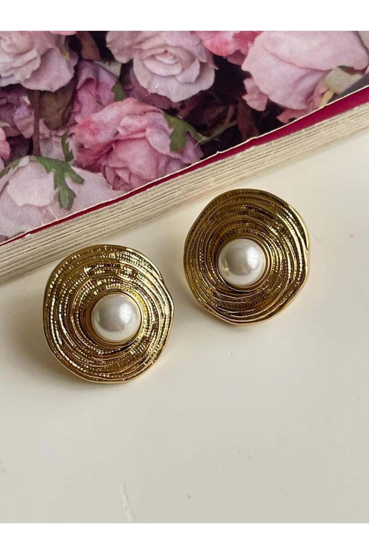 HİRA AKSESUAR ÇELİK İNCİ DETAY VINTAGE KÜPE