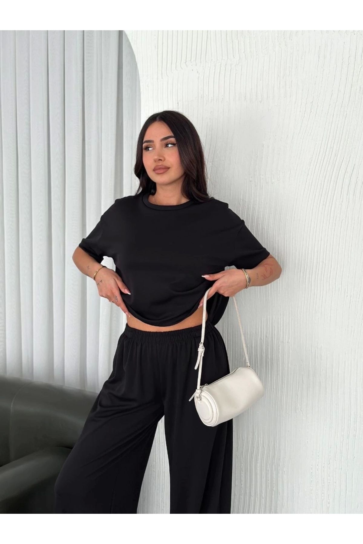 Tam12den Home Osy Modal Yumuşak Dokulu Kumaş Bisiklet Yaka T-shirt Bol paça Pantalon ikili Takım -Siyah