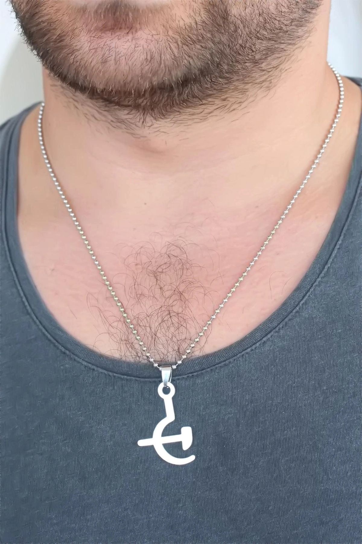 STOREMAX Silver Renk Metal Orak ve Balta Figürlü Erkek Kolye