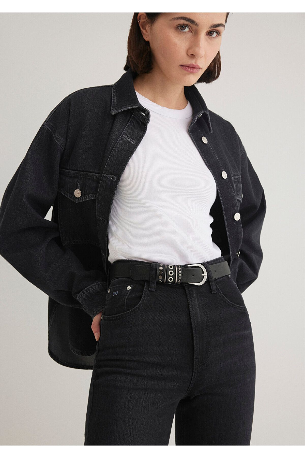 complete the look image
