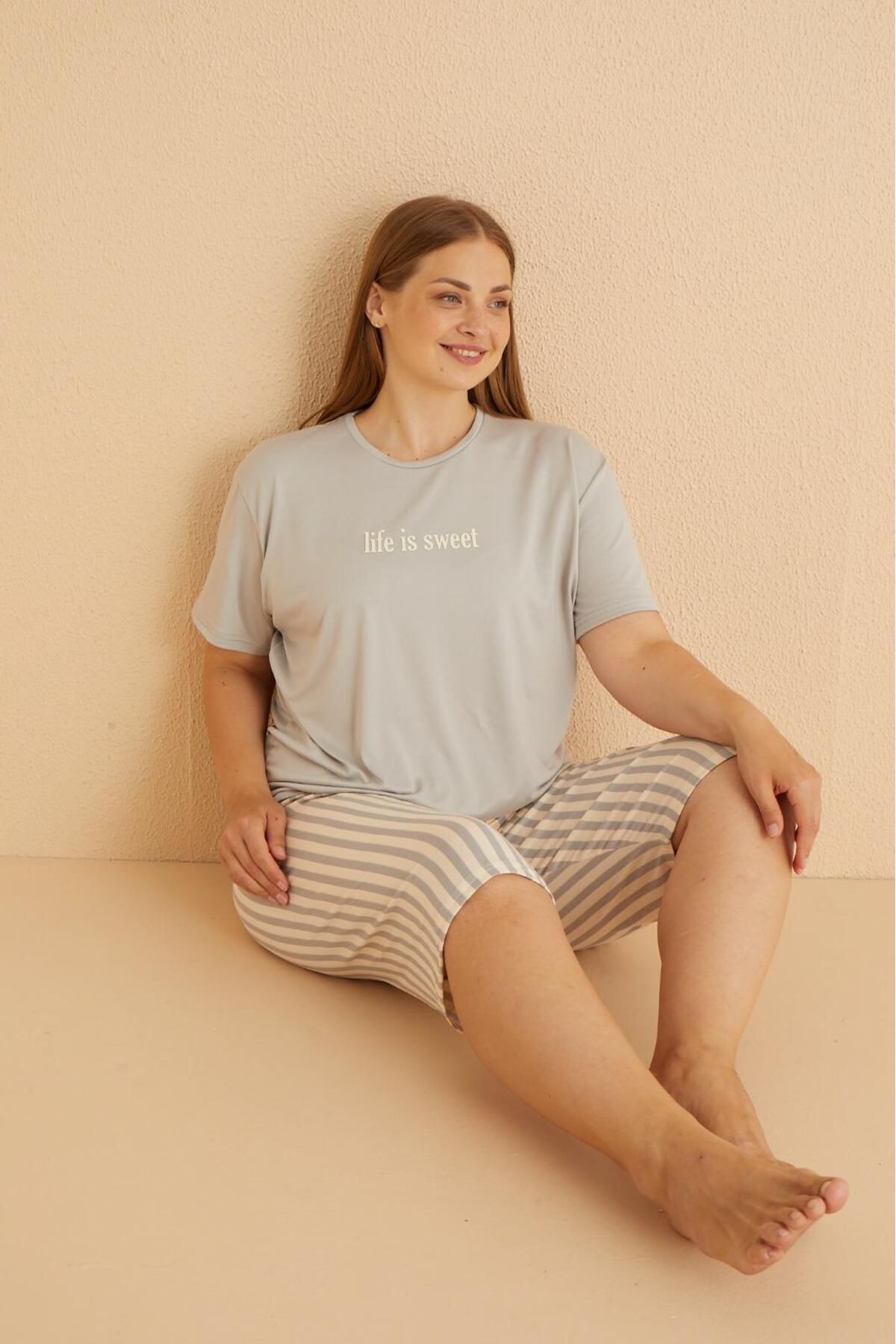 Mihra Stil Mihra 50503-766 Kadın Yazlık Büyük Beden Kapri Pijama Takımı