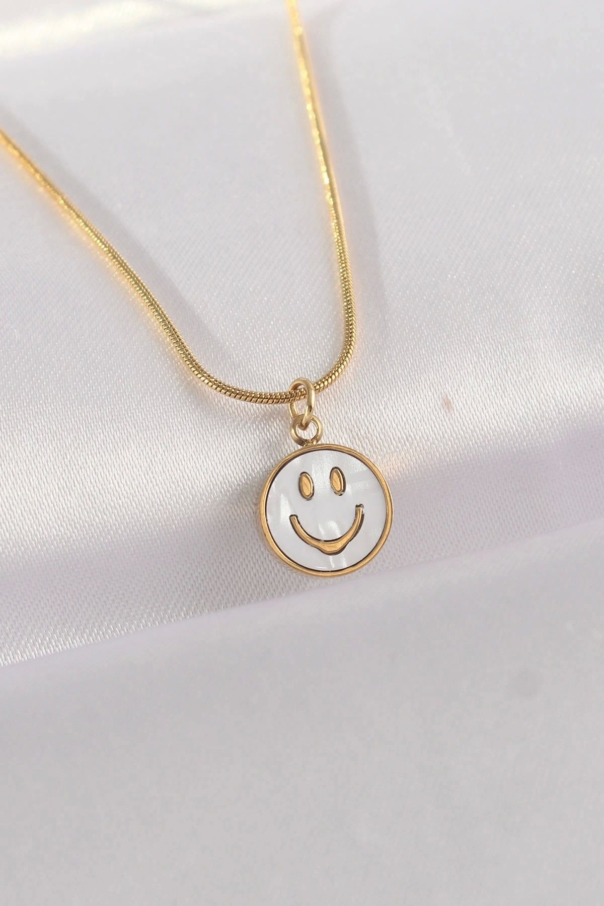 STOREMAX 316L Çelik Zincir Altın Renk Mermer Desenli Minimal Smile Kolye
