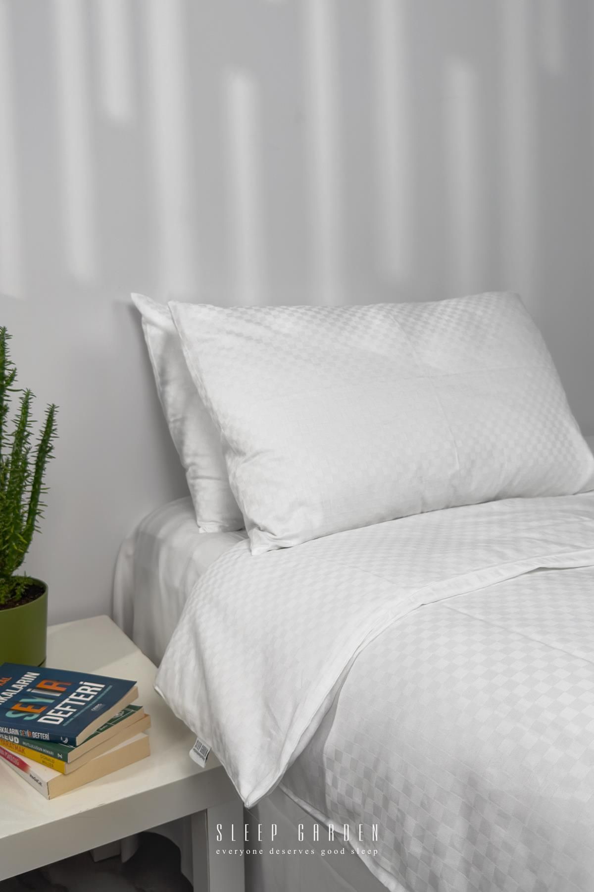Sleep Garden %100 Pamuk Lastikli Beyaz Glory Çift Kişilik Nevresim Takımı