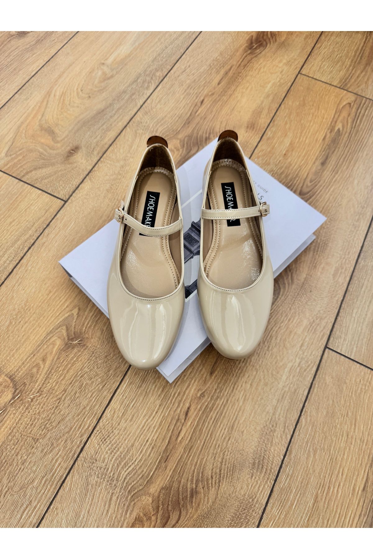ShoeMaker Bej Rugan Kadın Babet