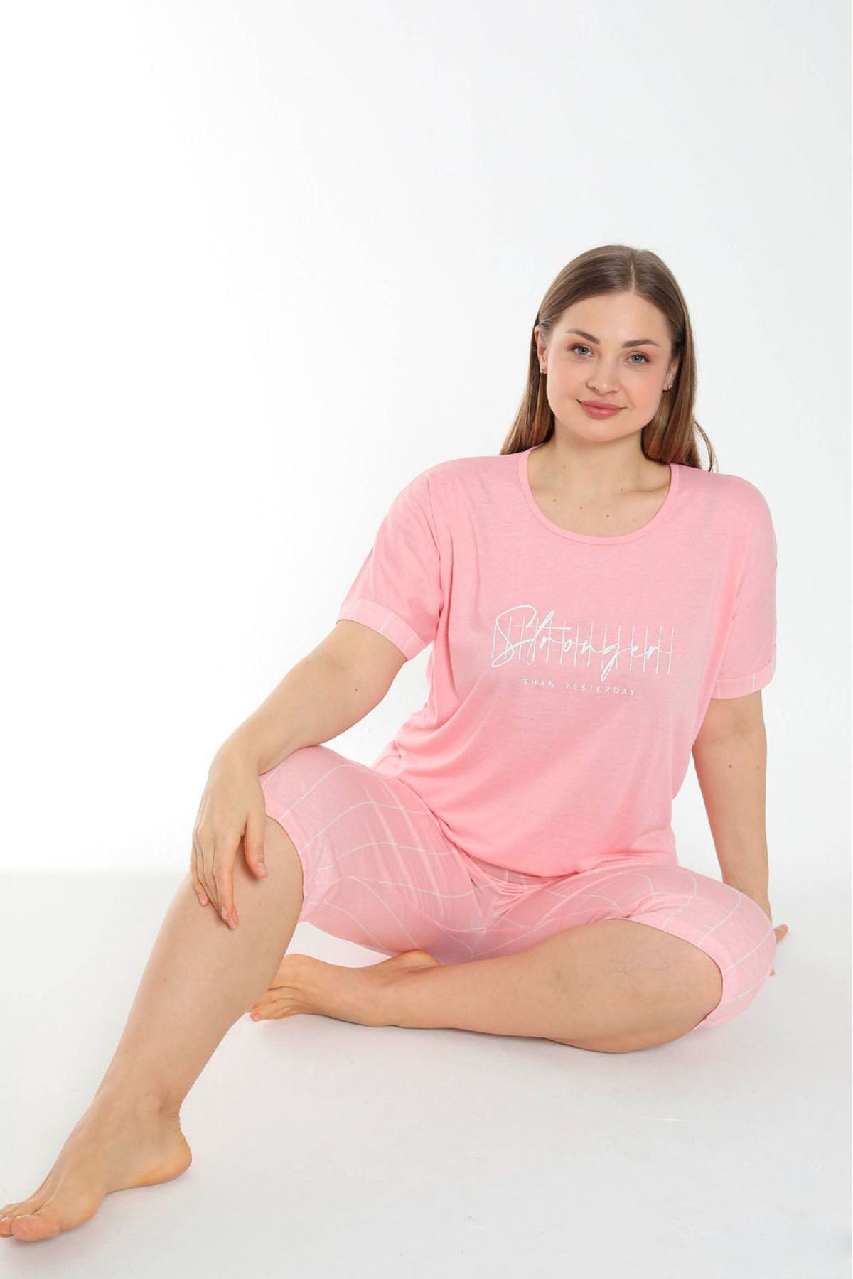 Pijamoni Battal Kısa Kol Kapri Pijama Takımı