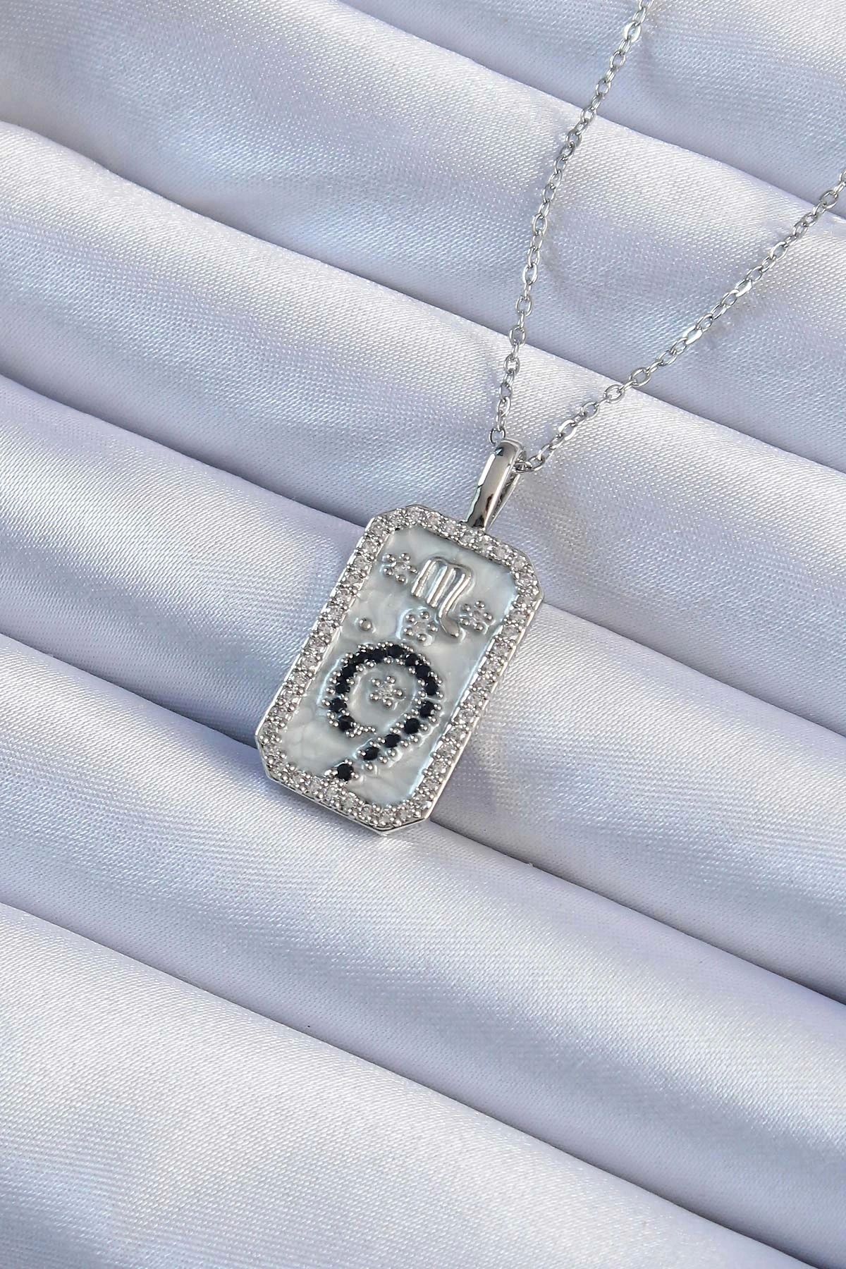 STOREMAX 316L Çelik Zincir Gümüş Renk Zirkon Taşlı Minimal Papatya Figürlü Tarot Kolye