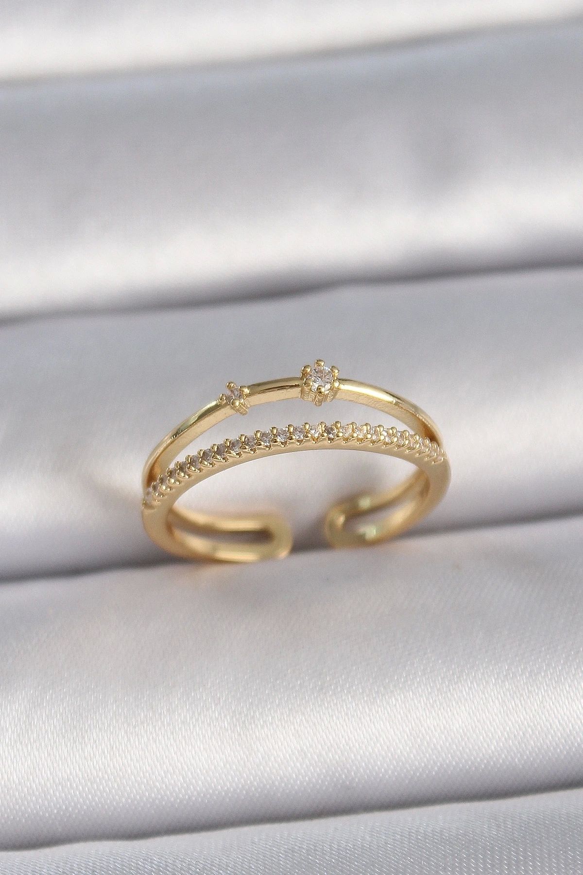 STOREMAX Pirinç Gold Renk Ayarlanabilir Zirkon Taşlı Kadın Yüzük