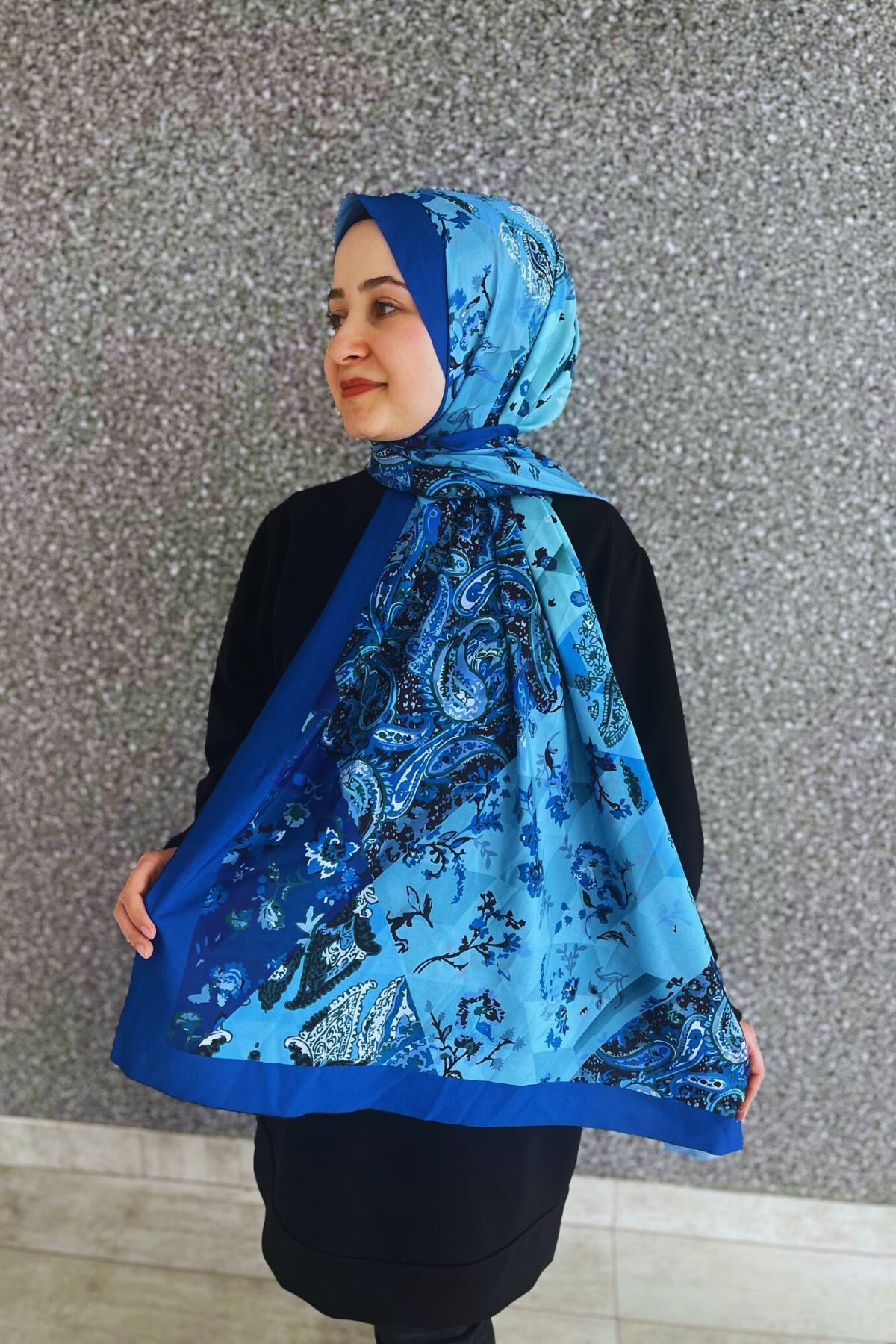 Tarzını Seç Retro Desenli Kadın Şal Mavi Estascarf