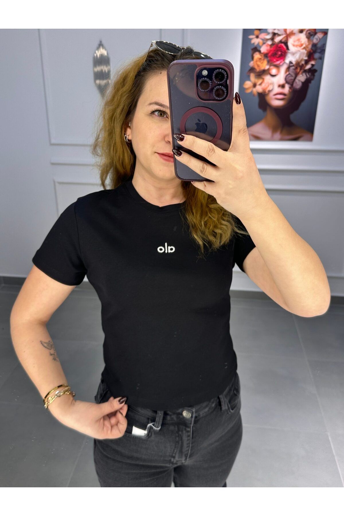 Butik Kadın Crop Siyah Tişört