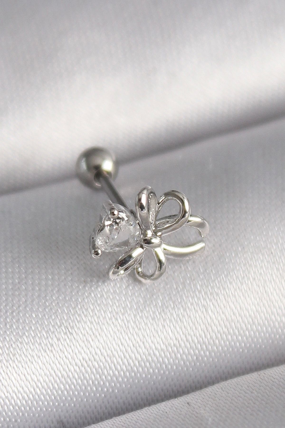 STOREMAX 316L Çelik Gümüş Renk Zirkon Taş Detay Kurdele Model Tragus Piercing