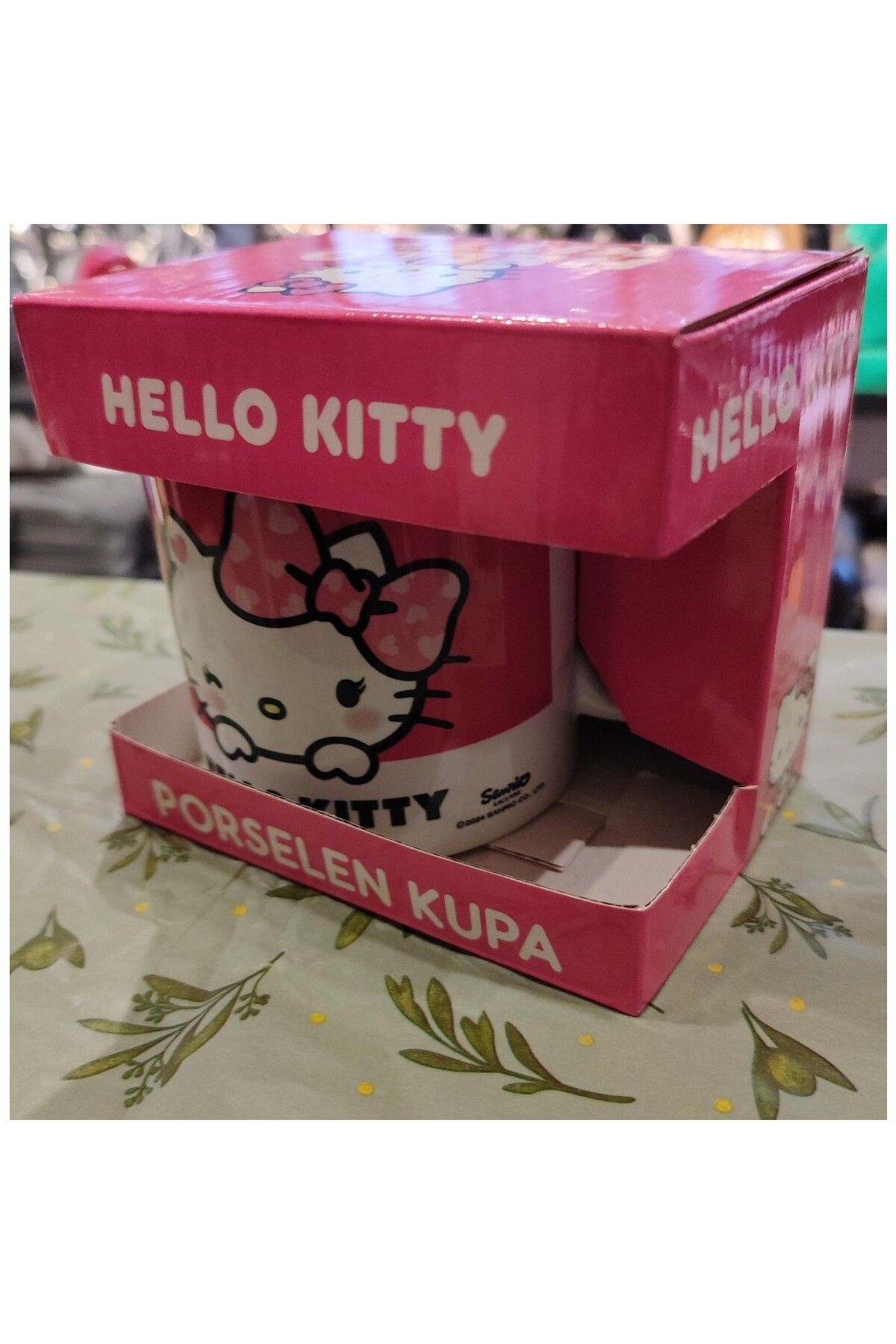 BUNDLE Hello Kitty Figürlü Porselen Kupa Bardak