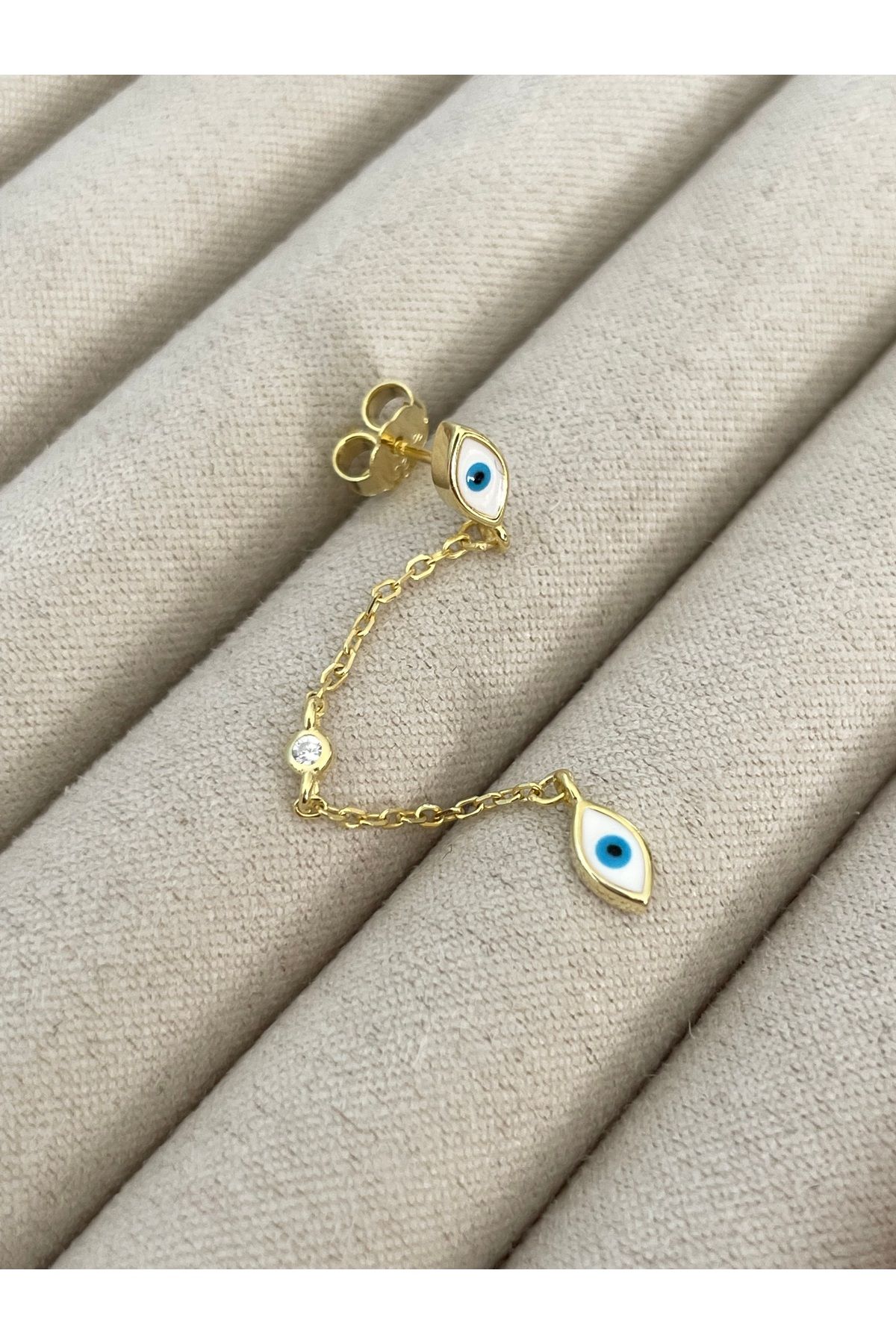 Sade Accessory Mineli Zincirli Göz Küpe