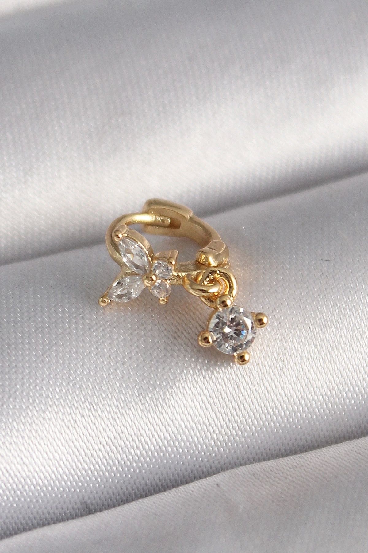 STOREMAX 316L Çelik Gold Renk Zirkon Taşlı Kelebek Sallantı Detay Tragus Piercing