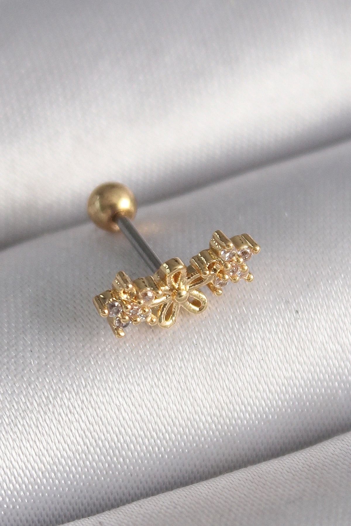 STOREMAX 316L Çelik Gold Renk Zirkon Taşlı Çiçek Tragus Piercing