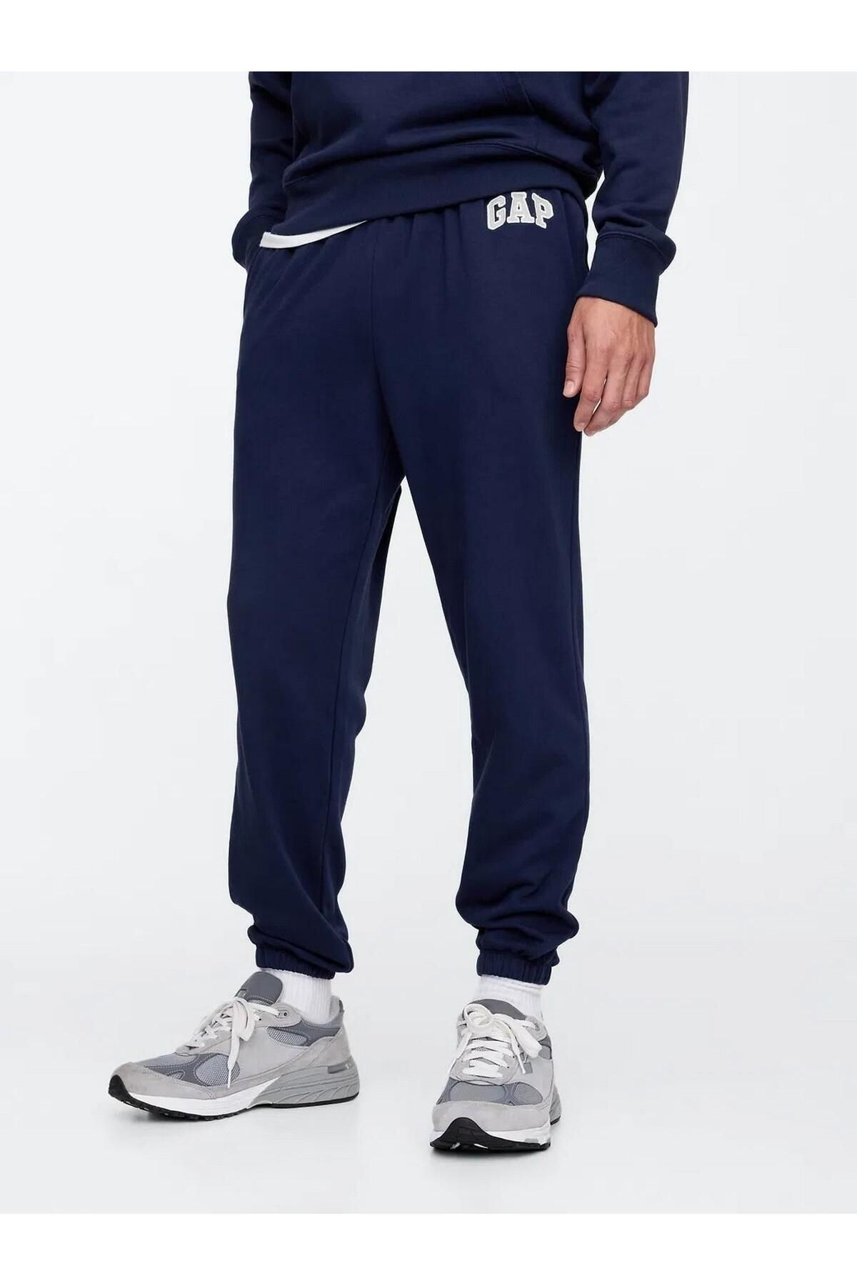 GAP 868463007 V-Frch Ft Heritage Logo Jogger Erkek Eşofman Altı