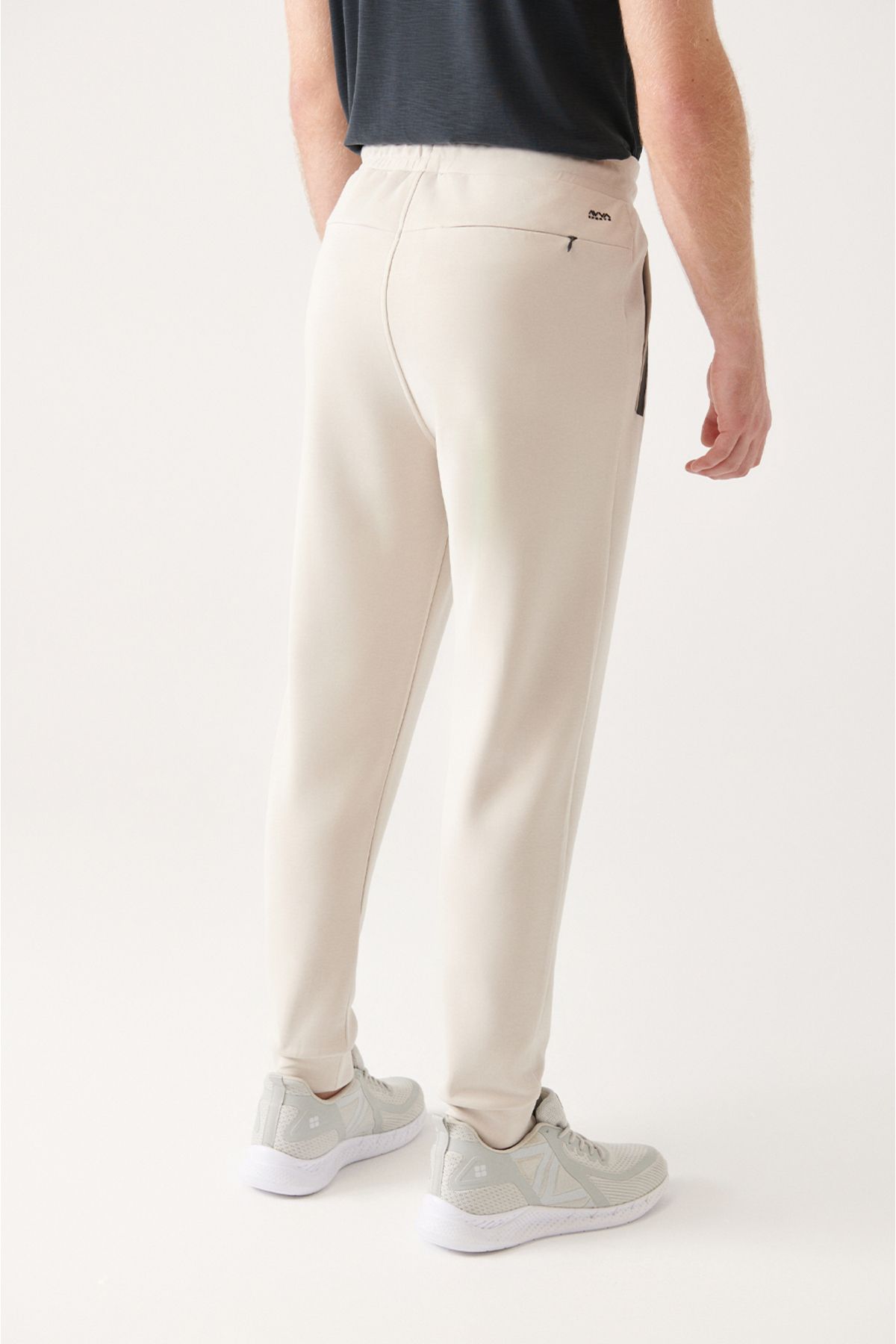 Avva-Pantaloni de trening pentru bărbați Ecru - Soft Touch, șireturi în talie și picioare elastice A31y3407 3