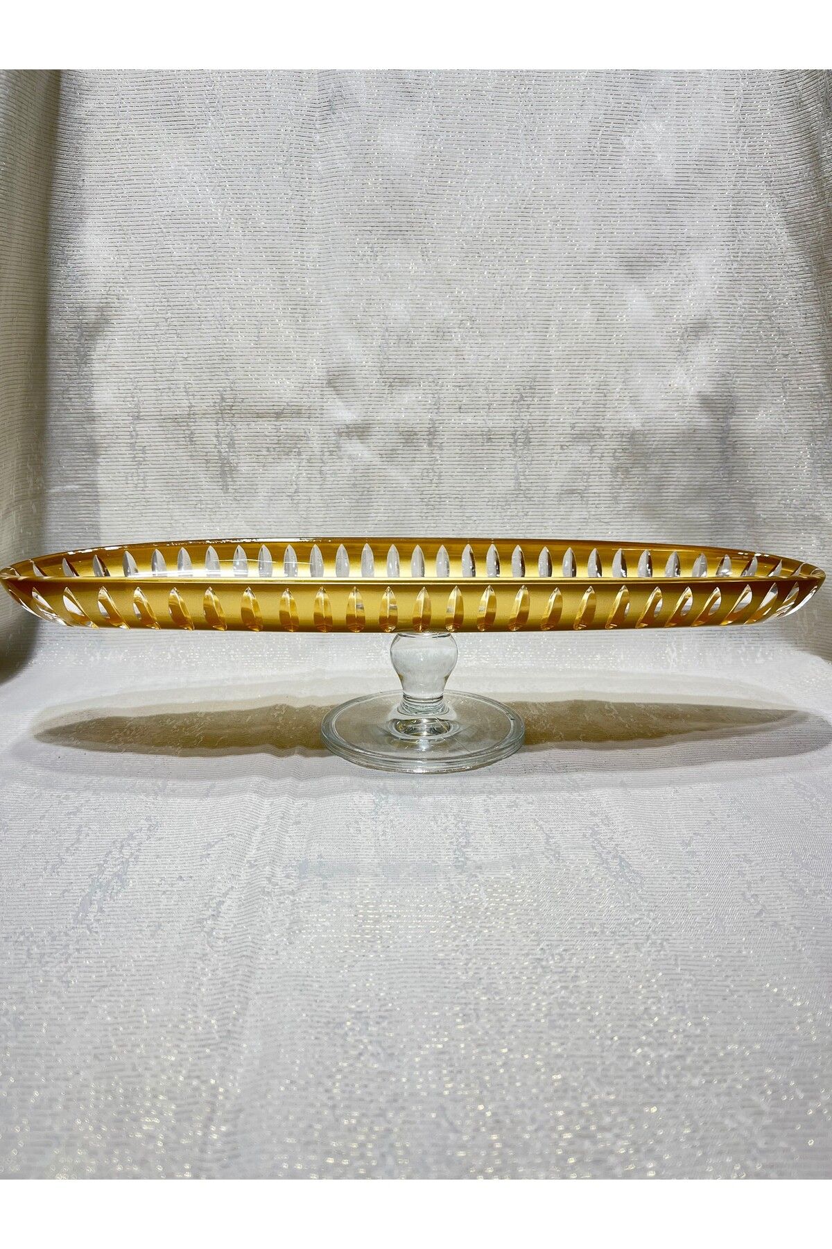 Mirano Cam Tasarım GOLD KESME EL İŞİ 40 CM KAYIK AYAKLI SUNUMLUK
