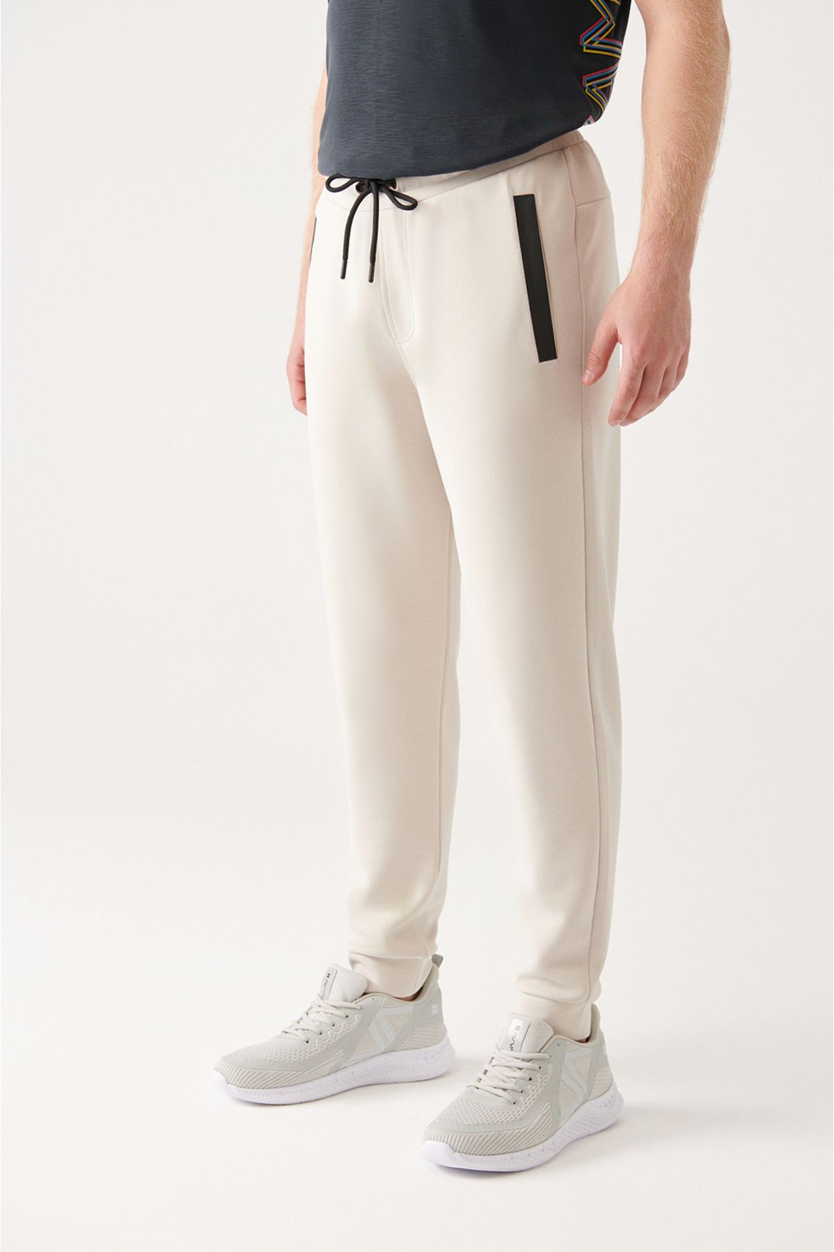 Avva-Pantaloni de trening pentru bărbați Ecru - Soft Touch, șireturi în talie și picioare elastice A31y3407 2