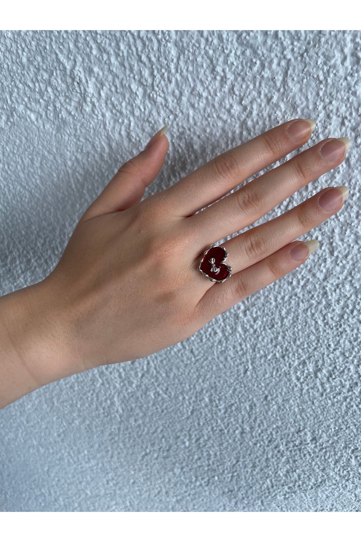 Home Kırmızı Kurdeleli Kalp Ayarlanabilir Gotik Yüzük