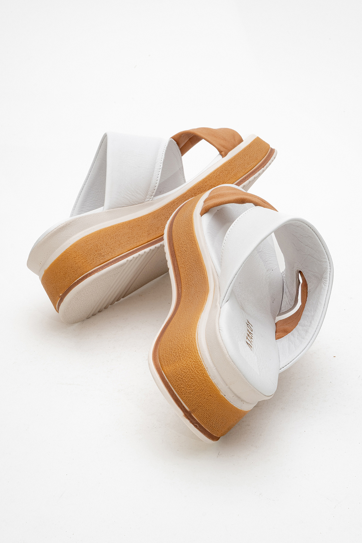 Ataköy Ayakkabı-Women's Leather Slippers 4