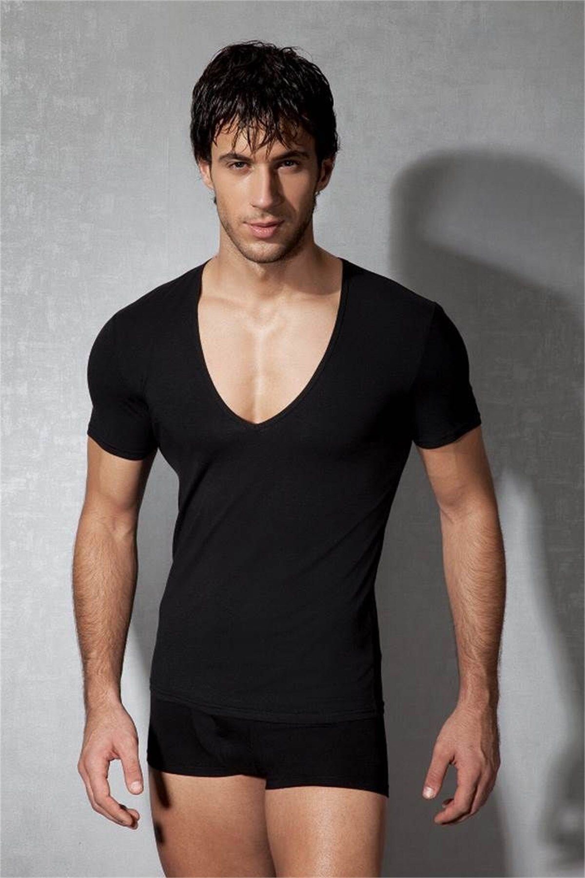 inkasole Yırtık Yaka Erkek T-shirt 2820 Siyah