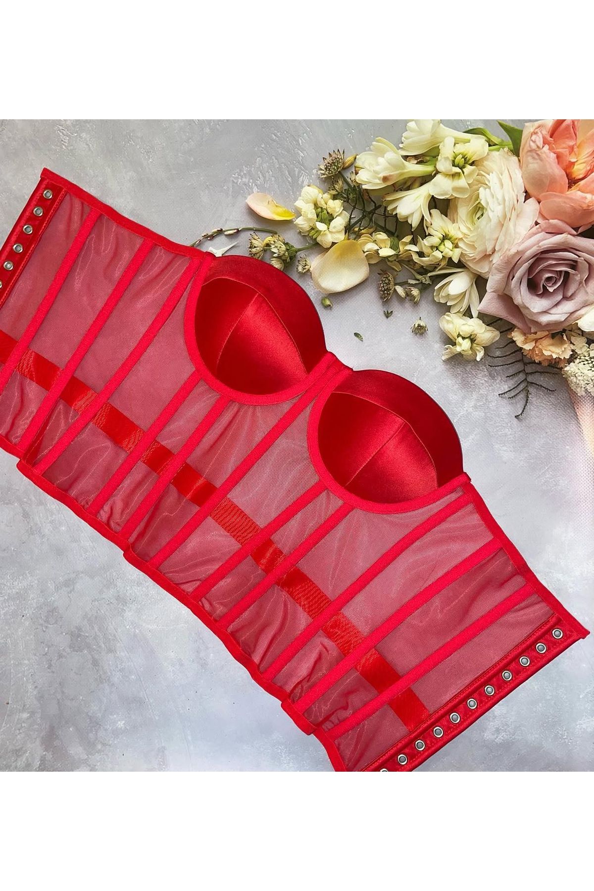 Reina Miller Seksi kırmızı korse büstiyer