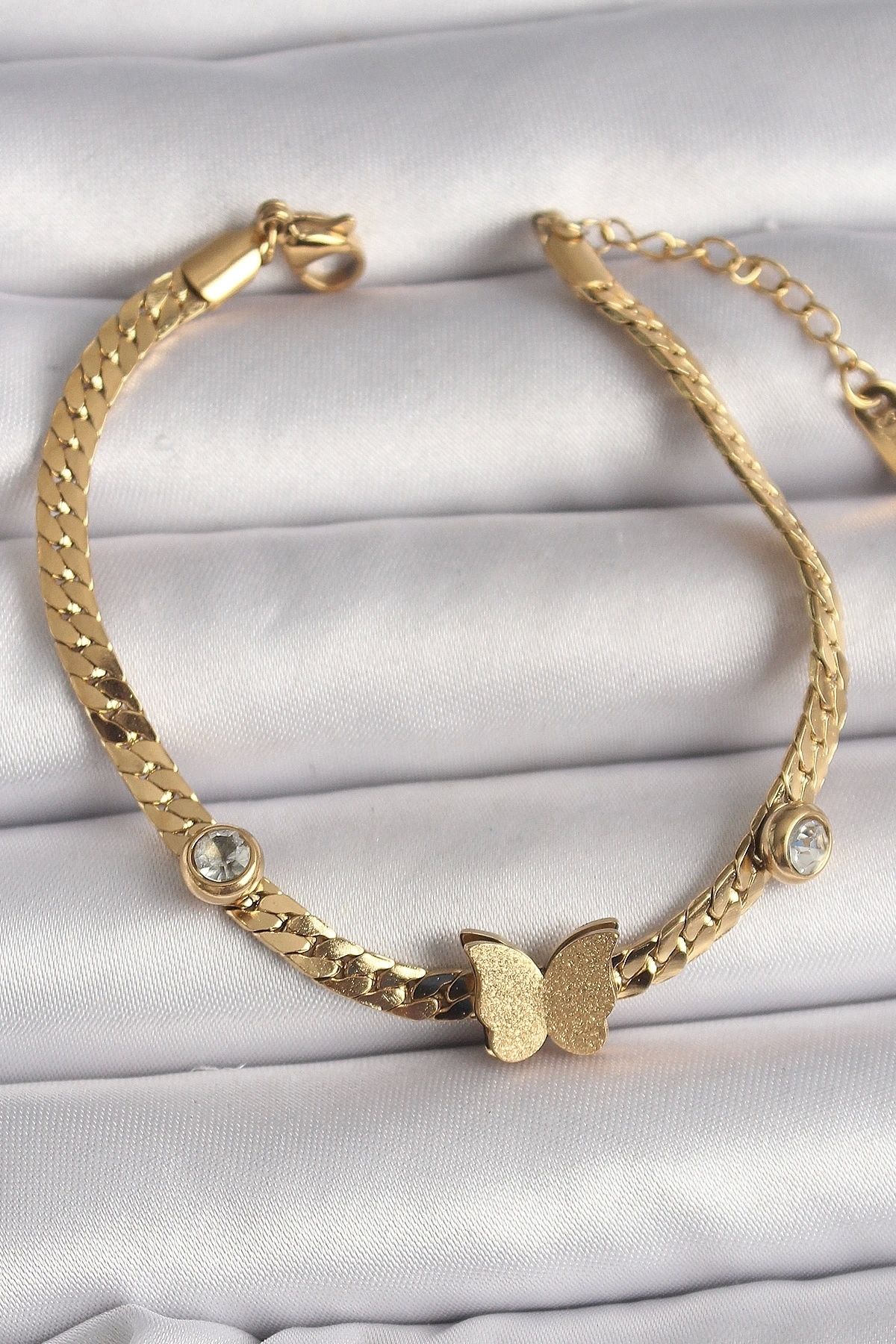 STOREMAX 316L Çelik Gold Renk Yassı Zincir Zirkon Taşlı Simli Kelebek Figür Kadın Bileklik