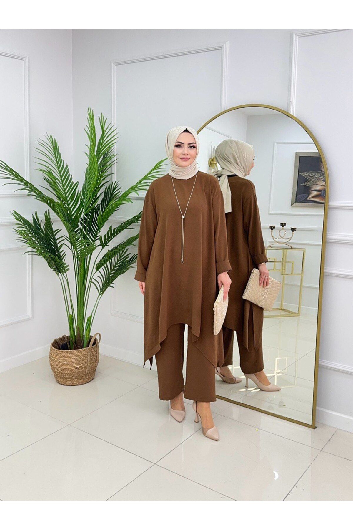 VALENS BOUTİQUE Kadın Tesettür 2'Li Takım Asimetrik Kesim Tunik & Pantolon