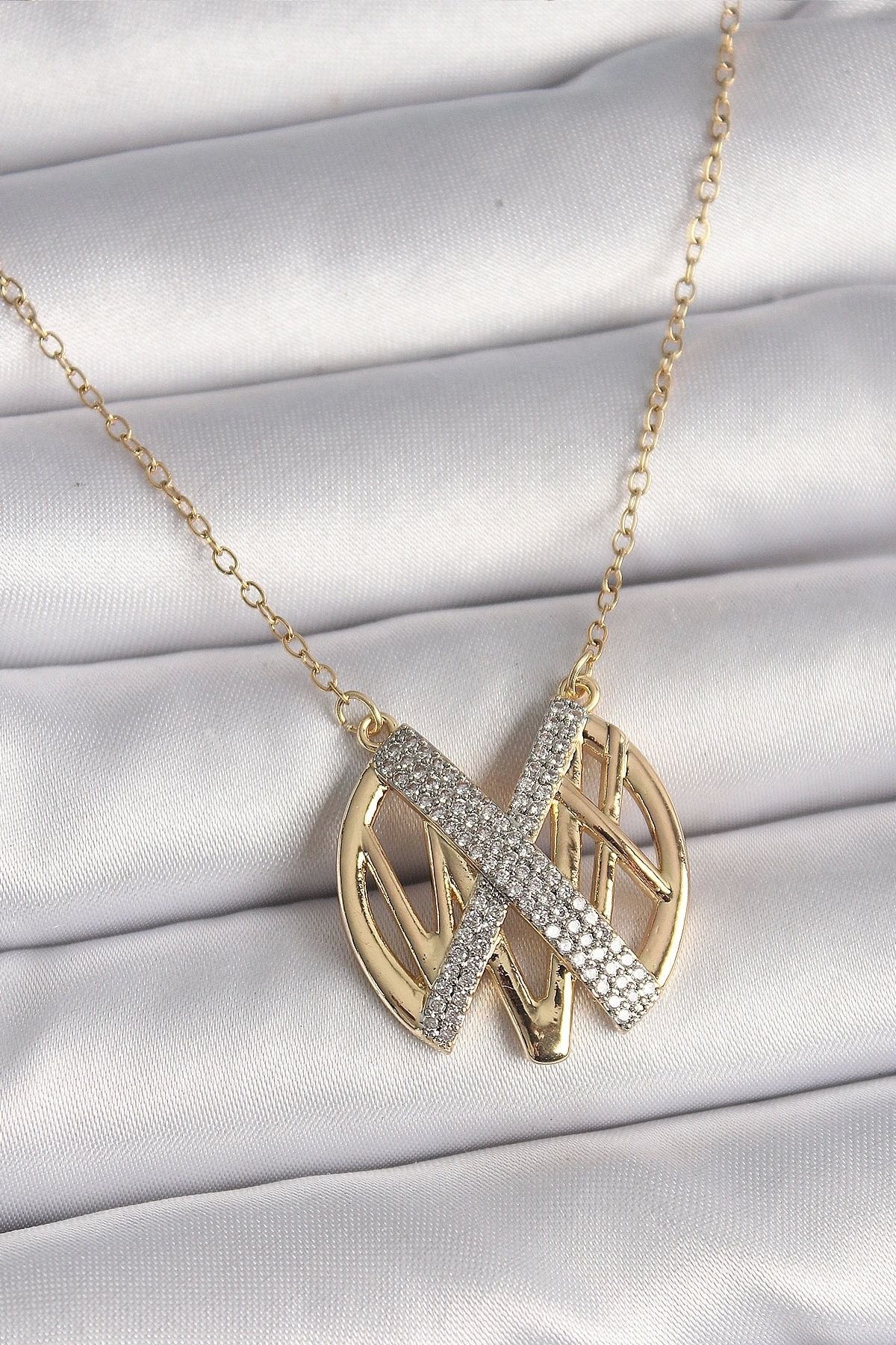STOREMAX 316L Çelik Gold Renk Zirkon Taşlı Vintage Model Kadın Kolye